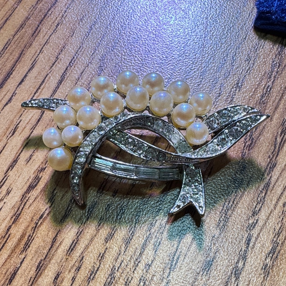 Pearl and Silver Floral Brooch